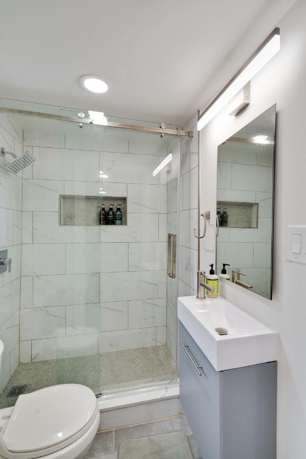 King Luxurious, Modern Couple Retreat Apartamento Filadélfia